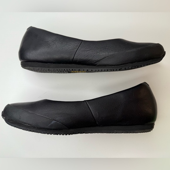KEEN Women's Kanteen Flat Non Slip Black Flats Utility Work Shoe - Picture 16 of 16